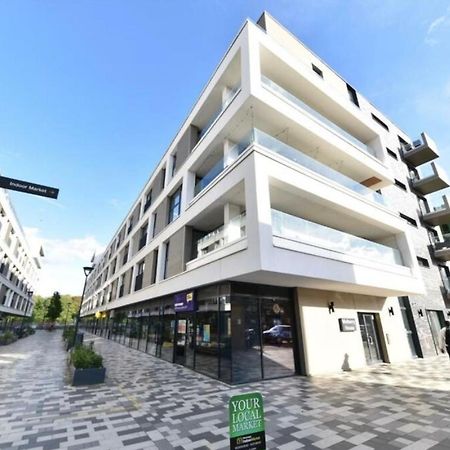 Mulberry House Lägenhet Stevenage Exteriör bild